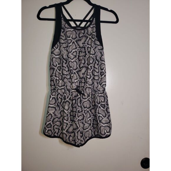 Athletic Works Snake Skin Patterned Romper Size L - Picture 1 of 5